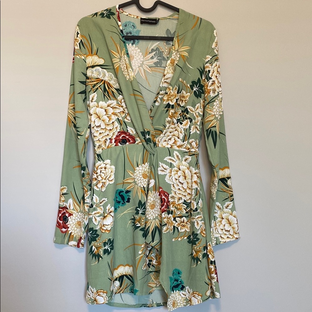 PrettyLittleThing Green Long Sleeve Sundress